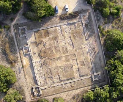 Fotografía aérea de la fortificación romana de Can Bai, en Formentera.