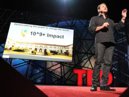 Peter Diamandis, durante su intervenci&oacute;n en la sesi&oacute;n de apertura de TED 2012.
