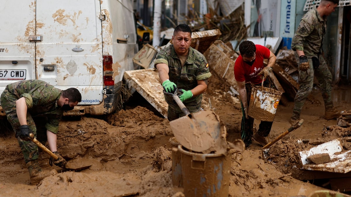 Última hora de la dana, en directo | Sánchez enviará otros 5.000 militares en 24 horas, duplica el número de policías y emplaza a Mazón a pedir más ayuda | España – Technologist