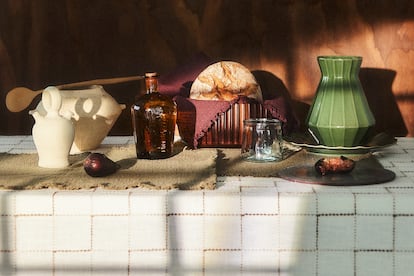 Una mesa de inspiración rústica.