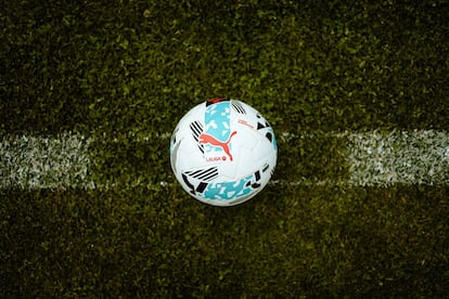 Nieuwe Puma Orbit bal voor LALIGA 25/26.