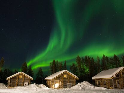 Aurora boreal en los cielo de Laponia (Finlandia).