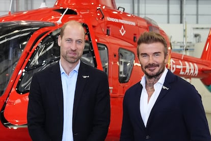 Príncipe de Gales y David Beckham