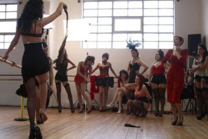 Imagen del programa italiano <i>Lady Burlesque. </i>