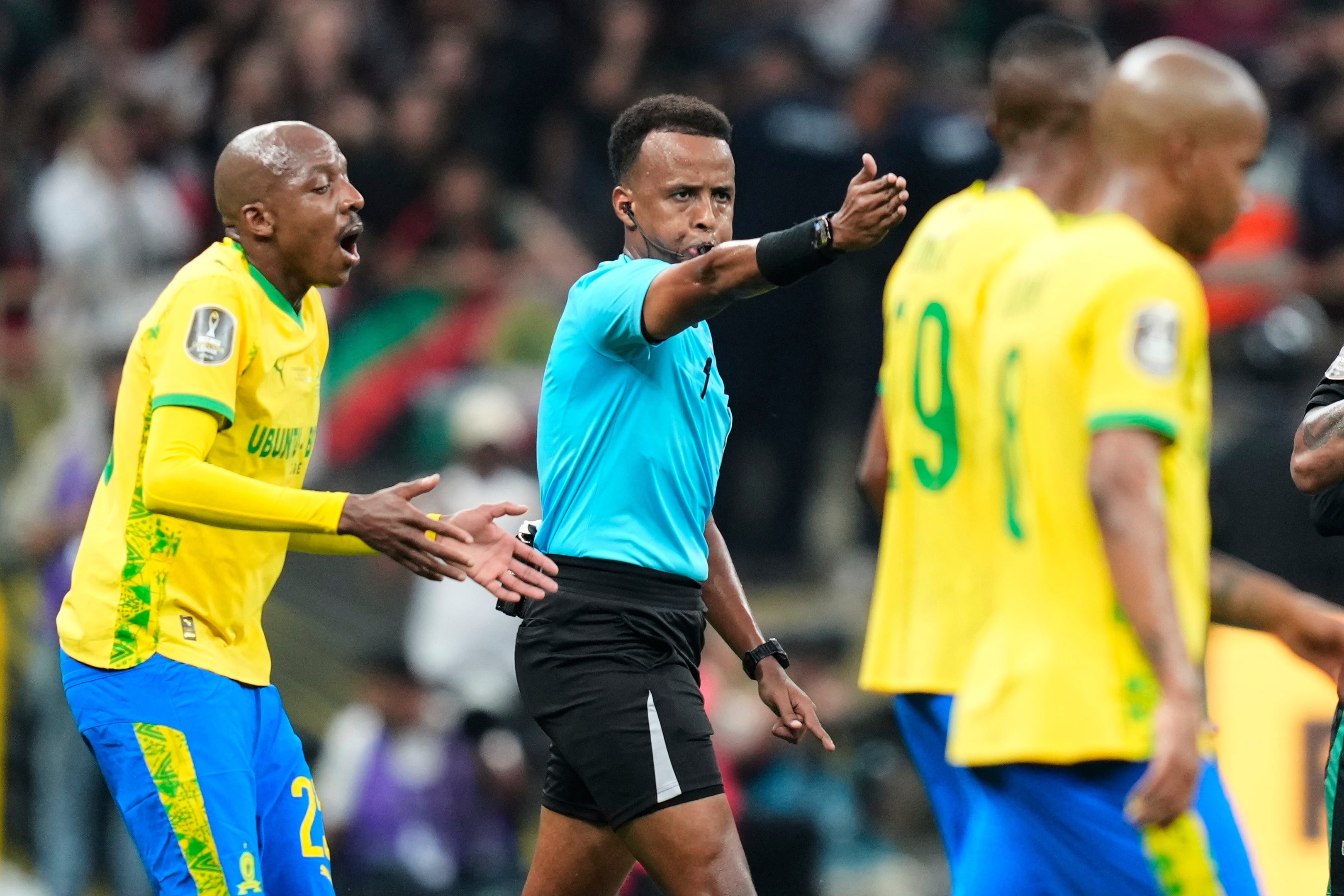 El árbitro somalí Omar Artan se perderá el Mundial al prohib