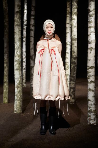 smag-moncler-5-simone-rocha-rf19-0118