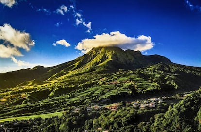 El volcán Mont-Pelée, en la isla francesa de Martinica.