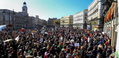 Imagen de la Puerta del Sol durante la protesta contra la reforma electoral.