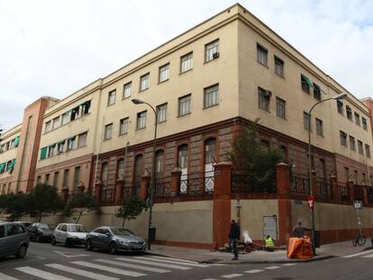 Cuartel de Precisión, en la calle de Raimundo Fernández-Villaverde