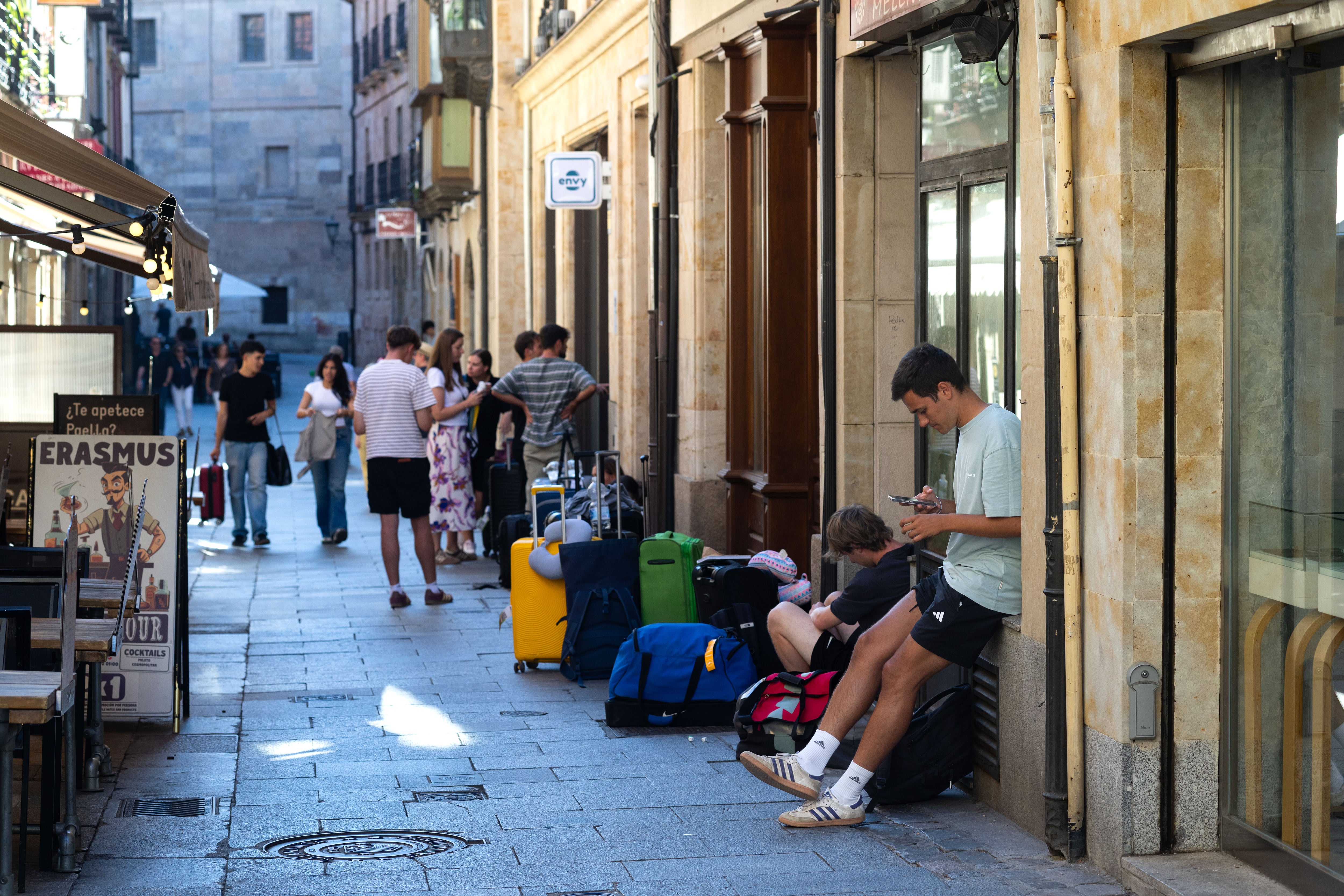 El alquiler de Salamanca se ahoga entre exprimir a los universitarios, el turismo y la codicia: “El problema son los caseros que especulan”