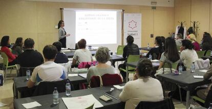 Talleres voluntarios de convivencia en la Universidad Isabel I.