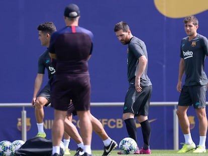 Messi, en el entrenamiento del lunes en la Ciudad Deportiva del Barcelona. 