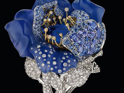El anillo 'Bal Bleu Nuit'.