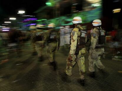 Polícia Militar da Bahia no Carnaval de 2015.