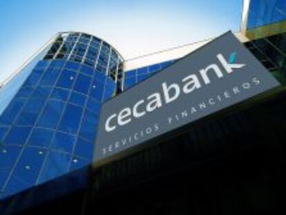 Fachada de la sede de Cecabank