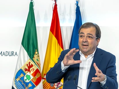 El presidente en funciones de la Junta de Extremadura, Guillermo Fernández Vara, el martes en la Asamblea extremeña.