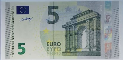 El nuevo billete de cinco euros