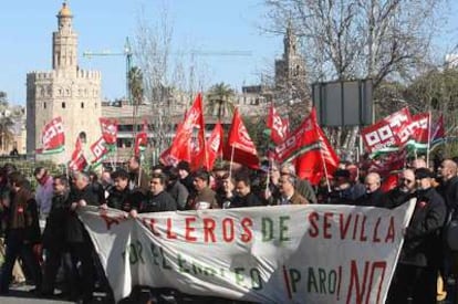 Manifestación de trabajadores de astilleros en Sevilla.