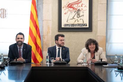 El presidente catalán Pere Aragonès (centro), la semana pasada, en la cumbre con los partidos sobre la sequía