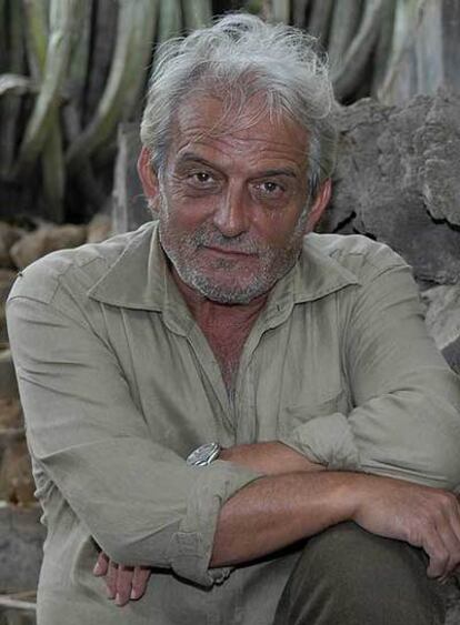José Sancho, en <i>Plan América </i>