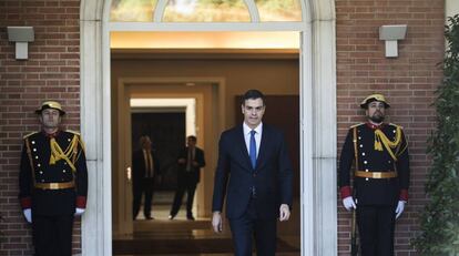 El presidente del Gobierno, Pedro Sánchez, recibe en la Moncloa al presidente de Ucrania.