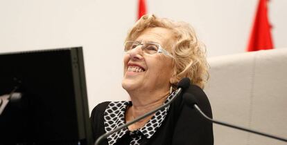 Manuela Carmena en el Pleno del Ayuntamiento de Madrid.