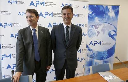 El presidente y el director general de la Asociación de Fabricantes de Máquina-Herramienta, José Ignacio Torrecilla y Xabier Ortueta.