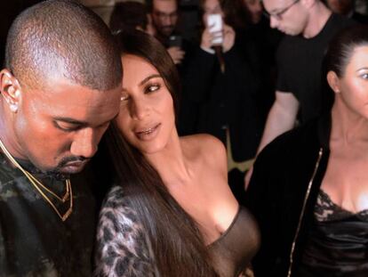 Kanye West com a esposa Kim Kardashian em 29 de setembro.