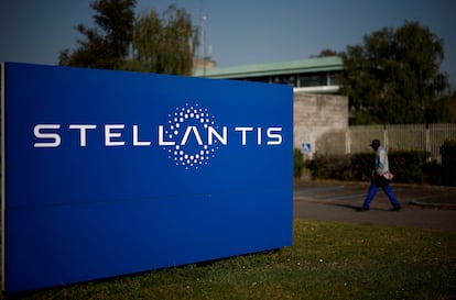 Instalaciones de Stellantis en Chartres-de-Bretagne, cerca de Rennes (Francia).