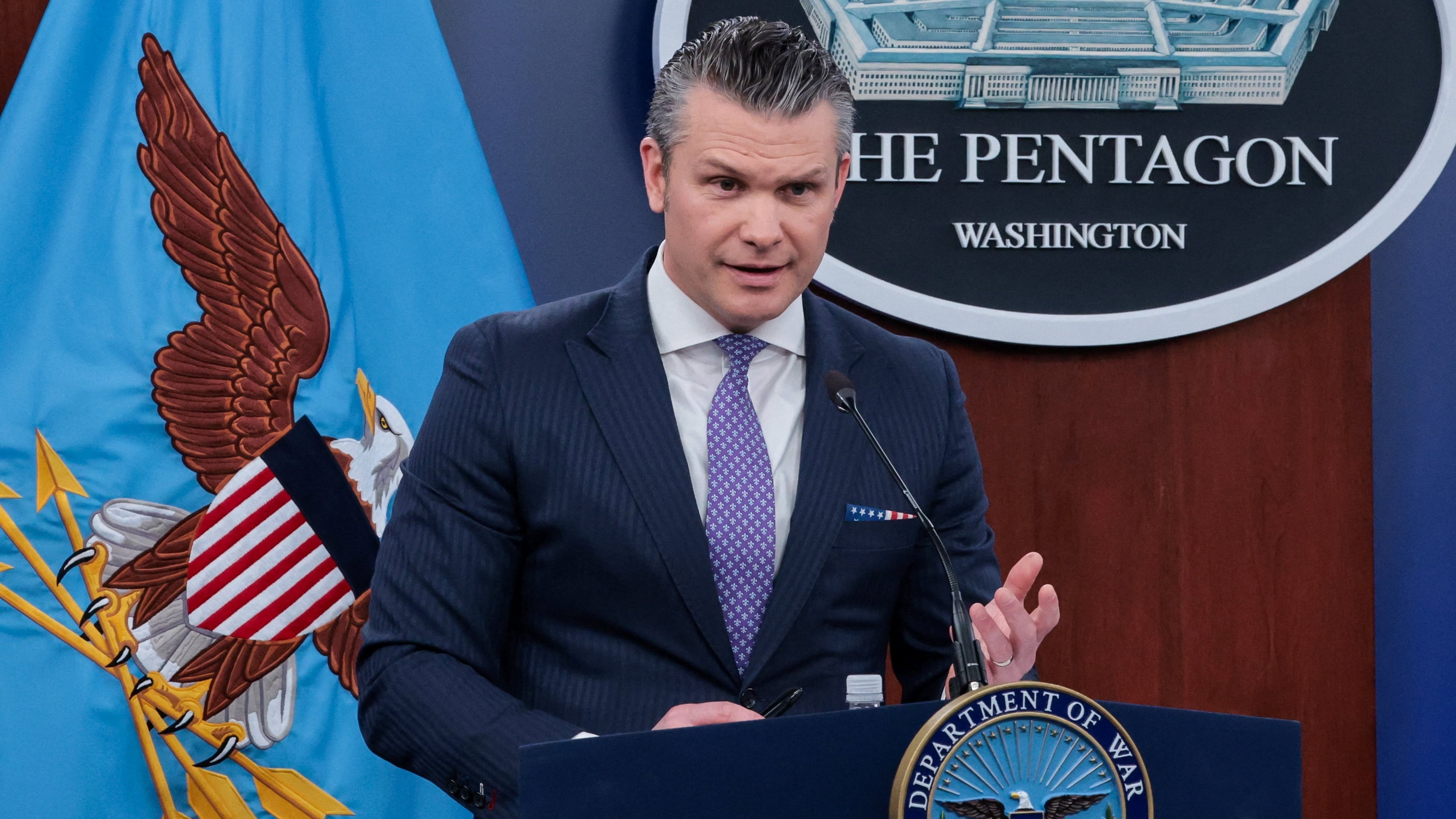Plegaria de Pete Hegseth, en servicio religioso en el Pentagono