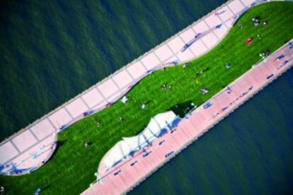 Hudson River Park, Nueva York. El antiguo muelle es ahora un gran espacio verde