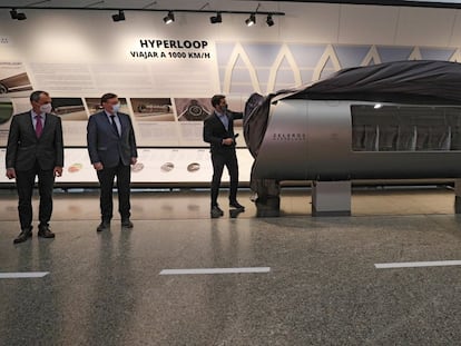 Maqueta a escala real del 'hyperloop' de la marca Zeleros.