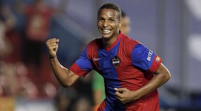 Deyverson celebra el gol contra el Villarreal.