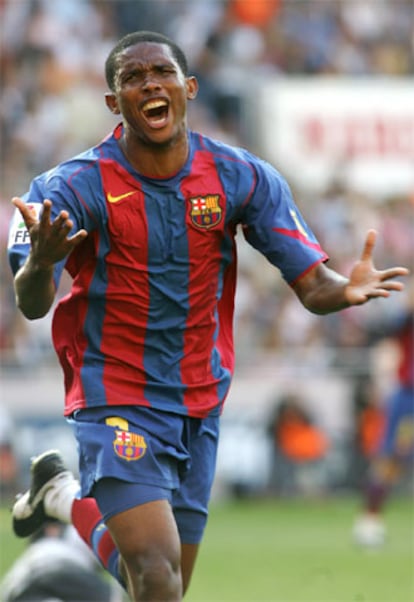 Eto&#39;o celebra un gol marcado al Valencia, en mayo.