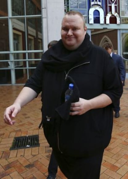 Kim Dotcom, a la salida del tribunal de Auckland (Nueva Zelanda) el pasado agosto.
