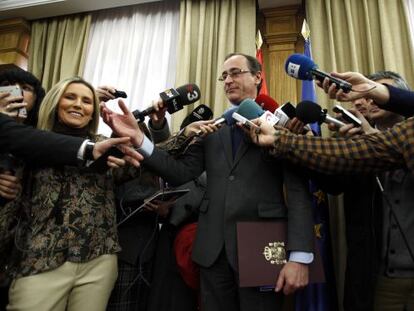 El ministro de Sanidad, Alfonso Alonso, hoy en el ministerio. 