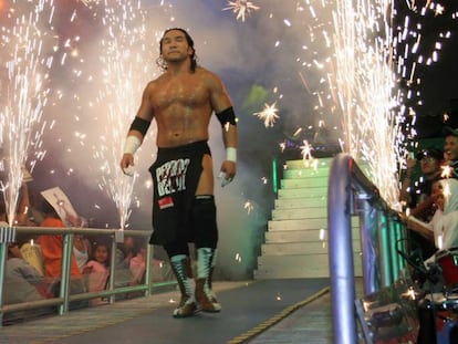 Pedro Aguayo durante una función en la Arena México en 2007