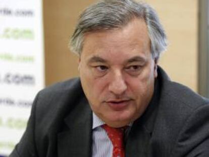 El presidente de la patronal de la gran distribución Anged, Javier Millán-Astray, durante una entrevista con Efe en la que afirma que la gran distribución prevé cerrar la campaña de Navidad con un "significativo" aumento de ventas respecto a 2012, lo que, sumado al cambio de tendencia que percibe en el consumo, podría llevar a que, por primera vez desde el inicio de la crisis, el ejercicio se salde con un incremento de facturación.