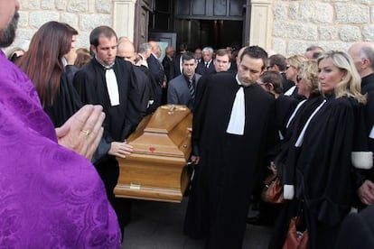 El viernes pasado se celebró el funeral del abogado Antoine Sollacaro, muerto a tiros tres días antes en las calles de Ajaccio.