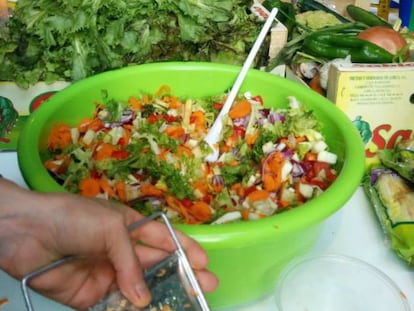 Reciclaje alimentario en el Zinc Shower: 5ª Disco Sopa madrileña