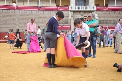 Jornada de puertas abiertas en la Maestranza en la pasada Feria de Abril.