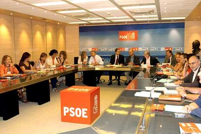 Vista general de la primera reunión después de las vacaciones de verano de la Comisión Ejecutiva Federal del PSOE.