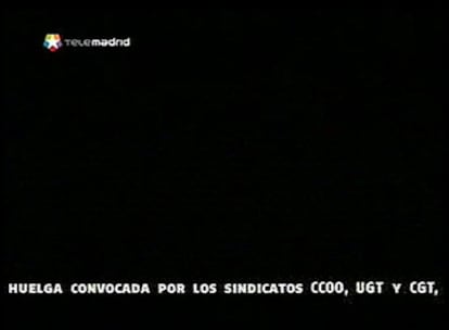 La única imagen que ofreció ayer Telemadrid, a partir de las 12.51, con la pantalla en negro y un mensaje que informaba de la huelga.