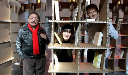 Sergio González, Garbiñe Úbeda y Jon Arretxe durante la inauguración del certamen