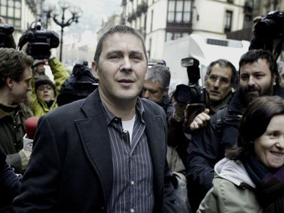 BATASUNA INTENTA GARANTIZAR LA "NO ESCALADA DE ACCIONES ARMADAS"