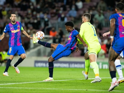 Ansu Fati, en el duelo ante el Dinamo en el Camp Nou.