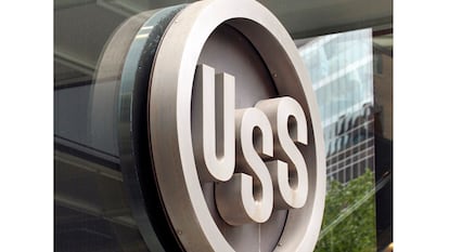 El logo de U. S. Steel en su sede en Pittsburgh (Pensilvania), en una imagen de archivo.