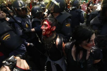 Asistentes a la manifestación han resultado heridos durante la marcha minera.