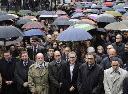 Concentración de respulsa en Azpeitia contra el asesinato de Uria a manos de ETA.