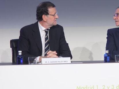 El presidente del Gobierno, Mariano Rajoy, y el de Telef&oacute;nica, C&eacute;sar Alierta.